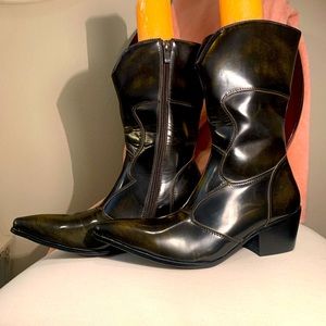 Flawless Wolf Valley Boots for sale!